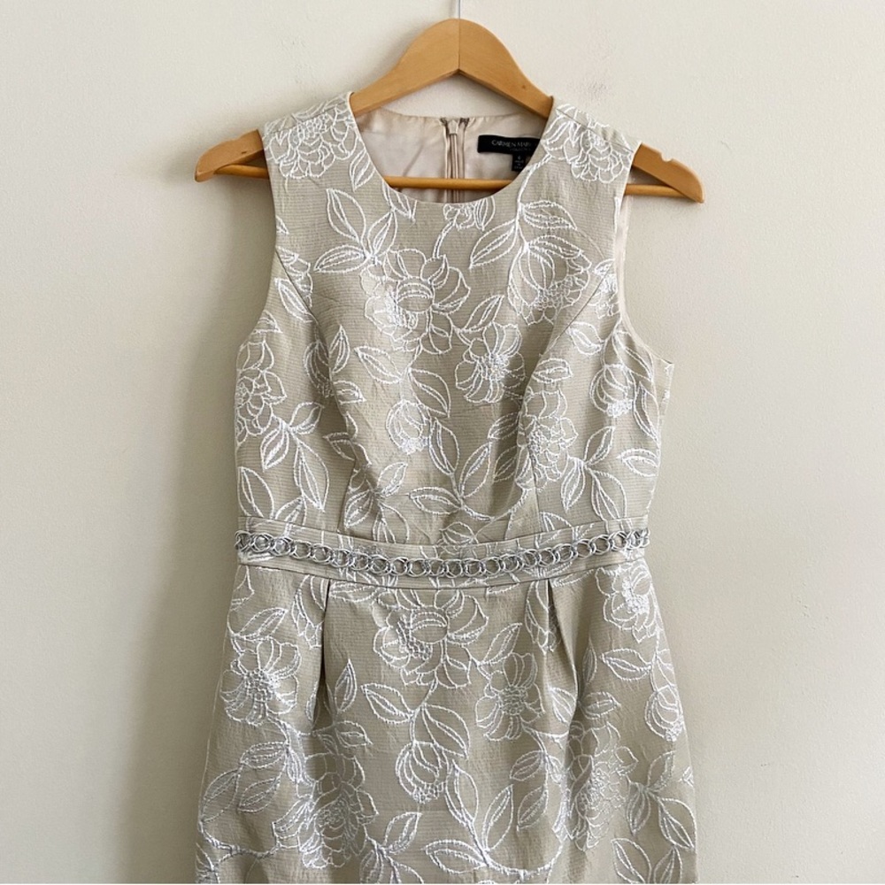 Carmen Marc Valvo embroidered formal dress!